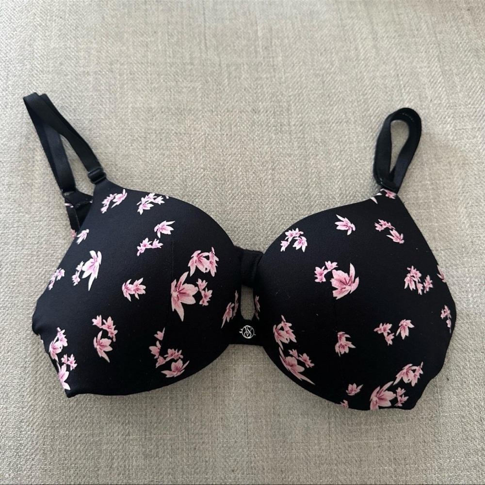 Victoria’s Secret bra